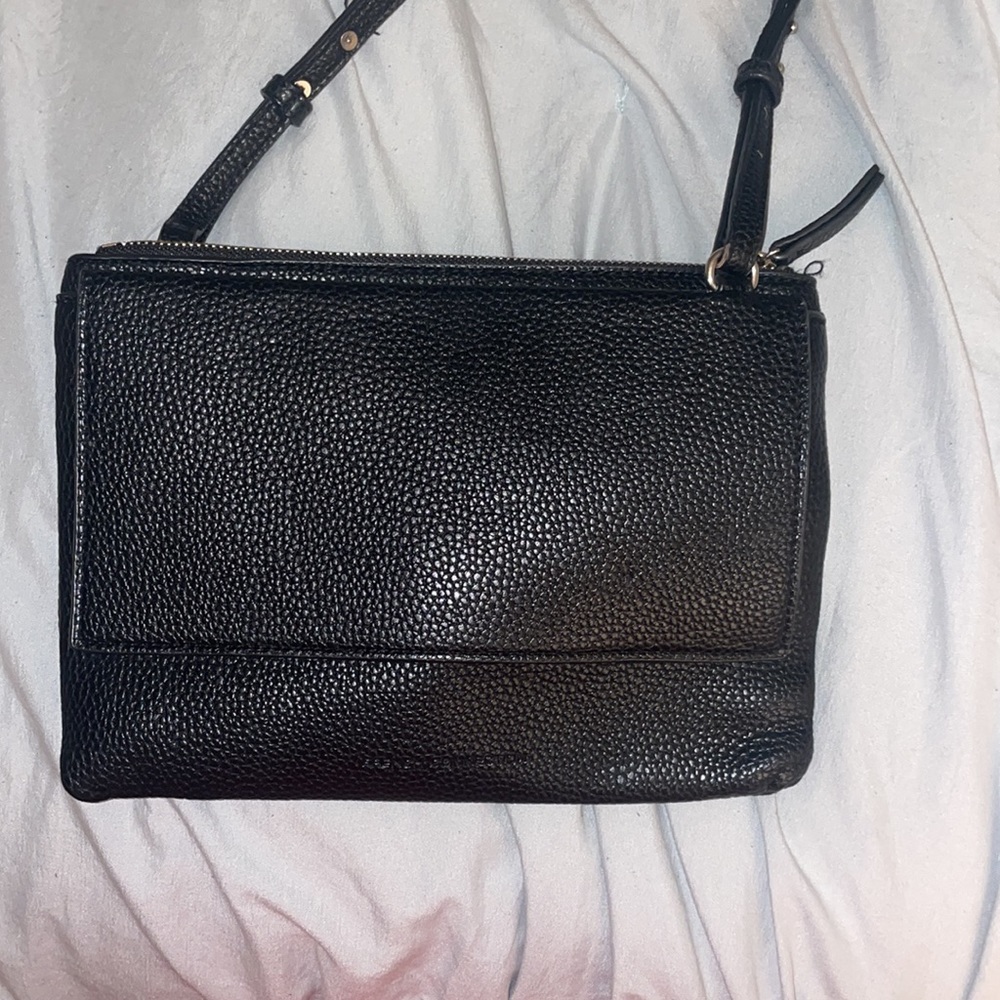 BRAND NEW French Connection Bow Clutch - Picture 2 of 2